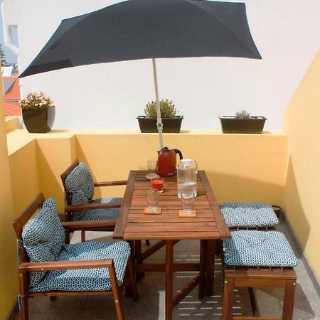 Friendly Peniche Apartment ภายนอก รูปภาพ