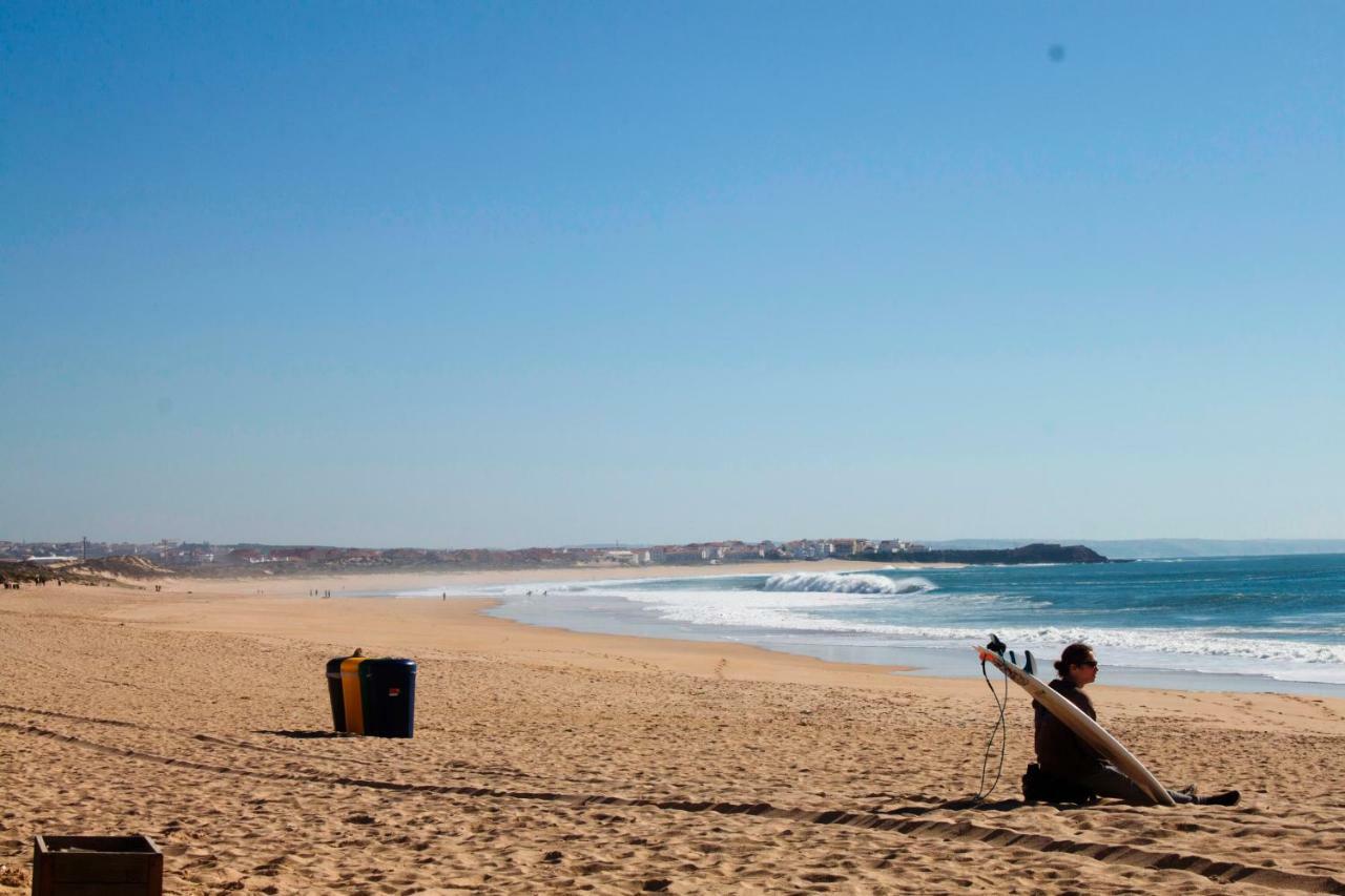 Friendly Peniche Apartment ภายนอก รูปภาพ