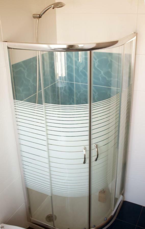 Friendly Peniche Apartment ภายนอก รูปภาพ